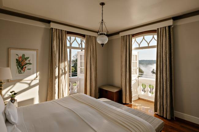 Requinte em meio à natureza: alguns das 176 acomodações têm vista para as Cataratas