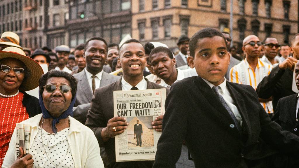 Gordon Parks: fotógrafo exibe retratos inéditos da vida de negros nos EUA