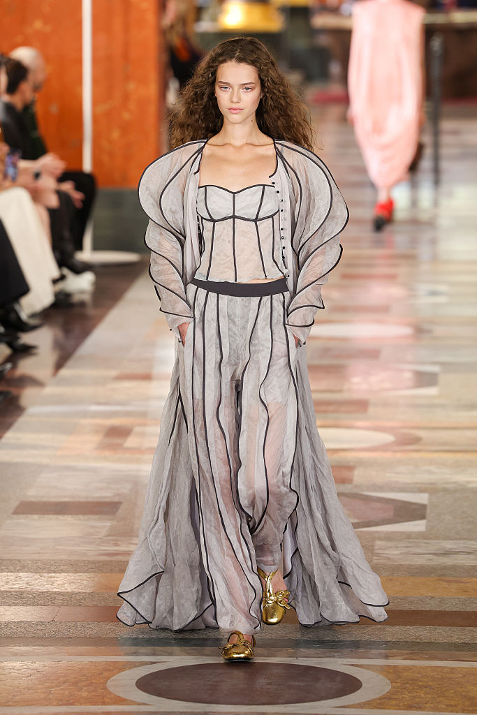 Louis Vuitton primavera ver&atilde;o 2026