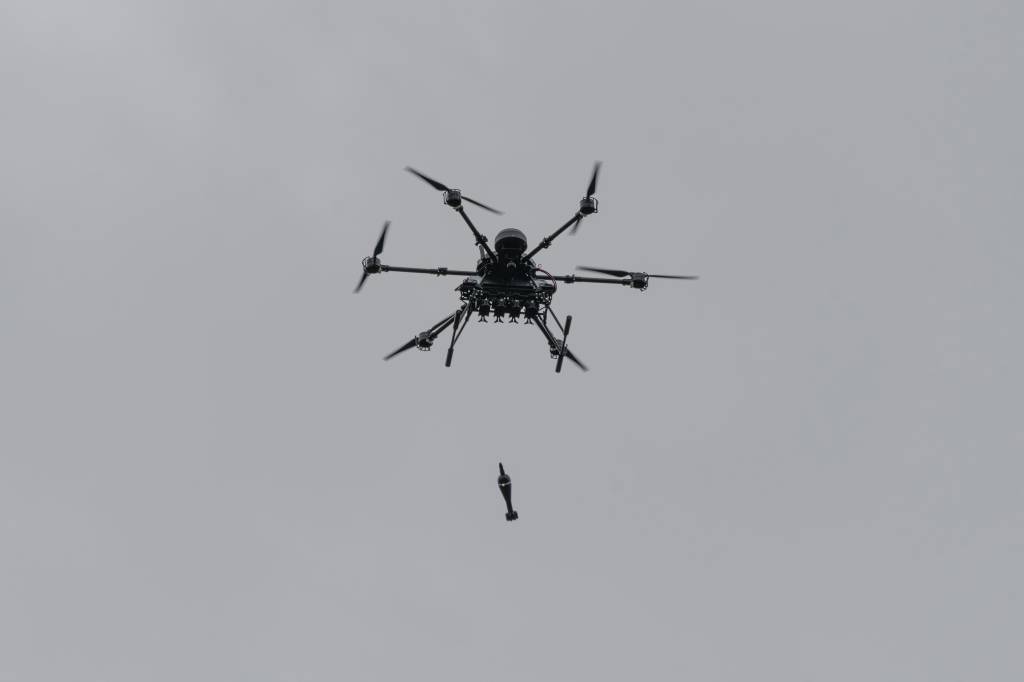 Drones ucranianos atingem estação petrolífera da Rússia às vésperas de reunião da Otan