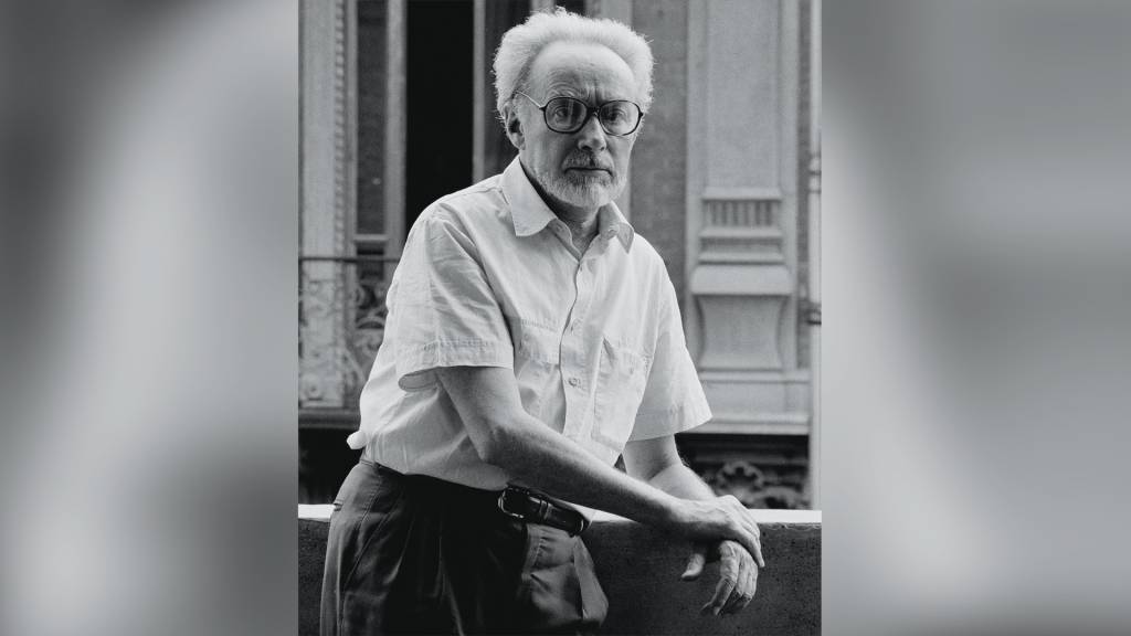 Em ‘Tabela Periódica’, Primo Levi reflete sobre a vida a partir de elementos químicos