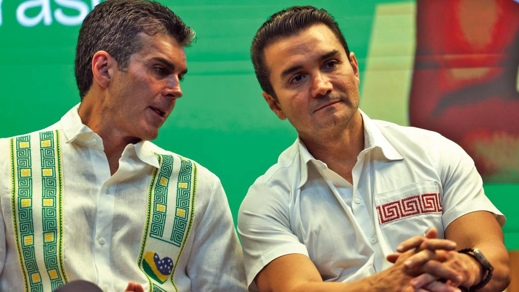 Pará: Helder é franco favorito ao Senado, mas Celso Sabino teria dificuldades