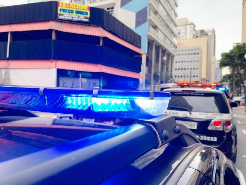 Polícia de SP faz operação contra lavagem de dinheiro em loja de brinquedos