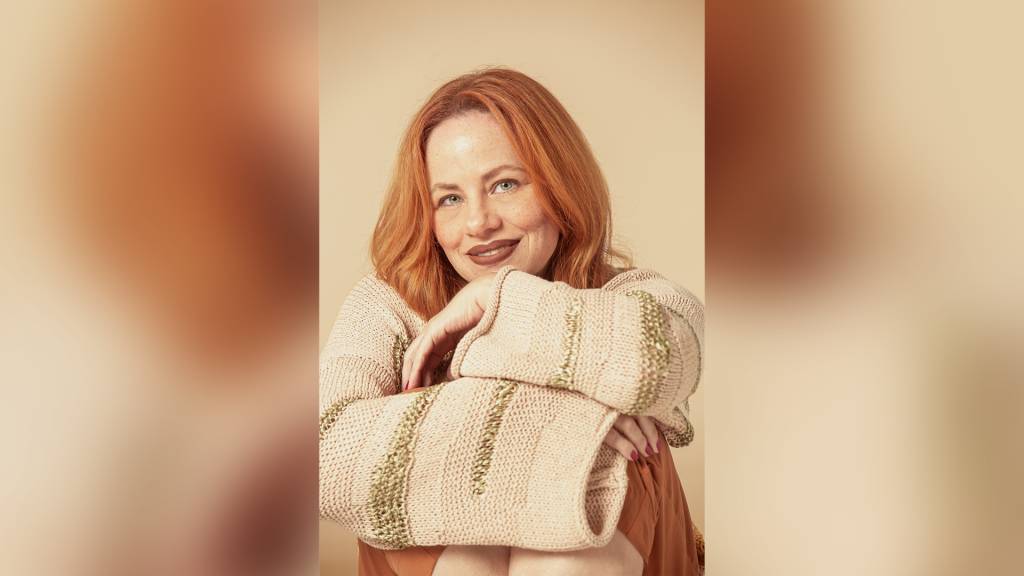 O charme camaleônico de Karine Teles, a Aldeíde de Vale Tudo