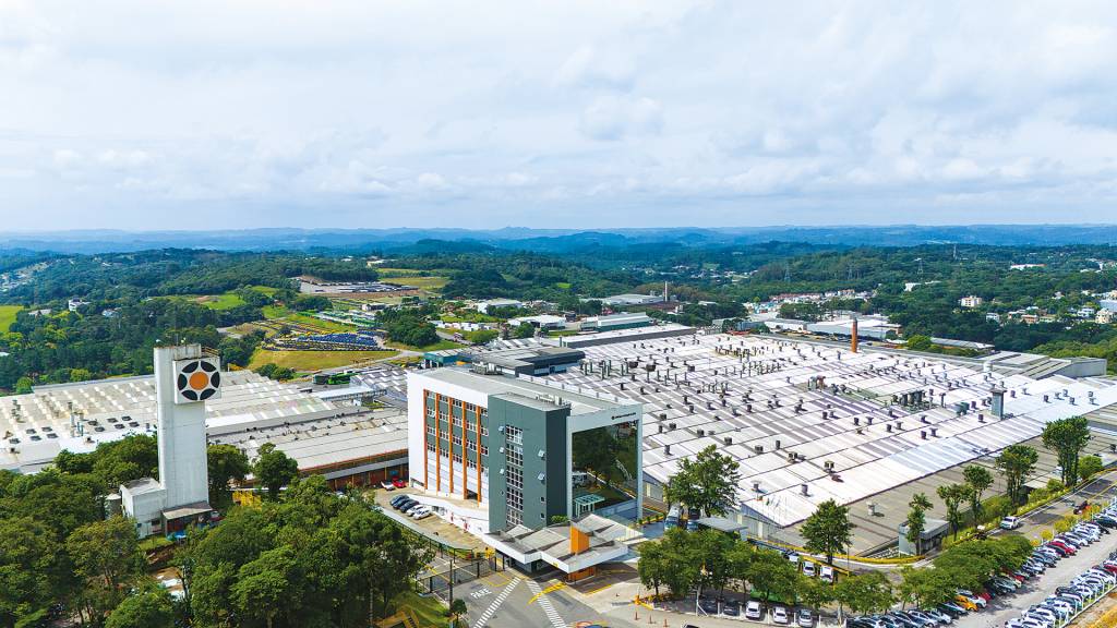 Marcopolo: Mudança de rota com destino certo