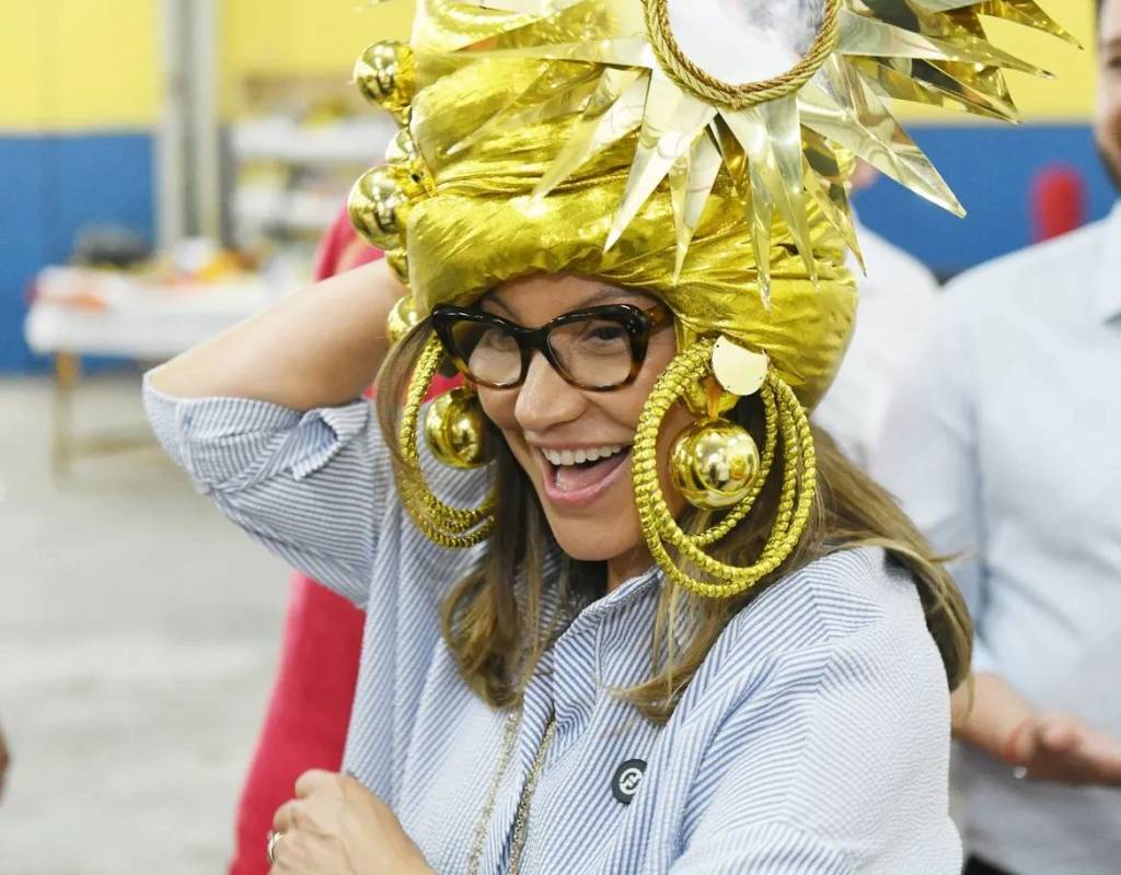 Janja vai à Cidade do Samba e confirma participação no desfile da Acadêmicos de Niterói sobre Lula