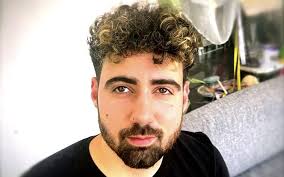 O refém Evyatar David, 24 anos. -