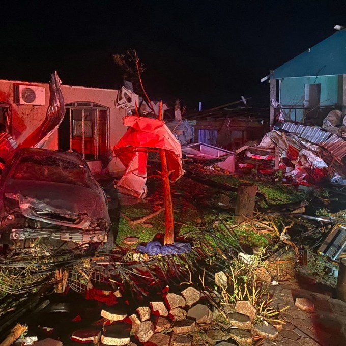 Lula envia ministros para auxiliar vítimas de tornado no Paraná