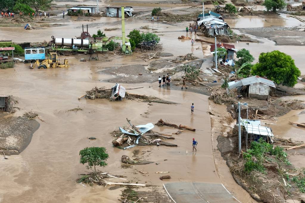 Filipinas enfrentam segundo tufão em uma semana; quatro morrem