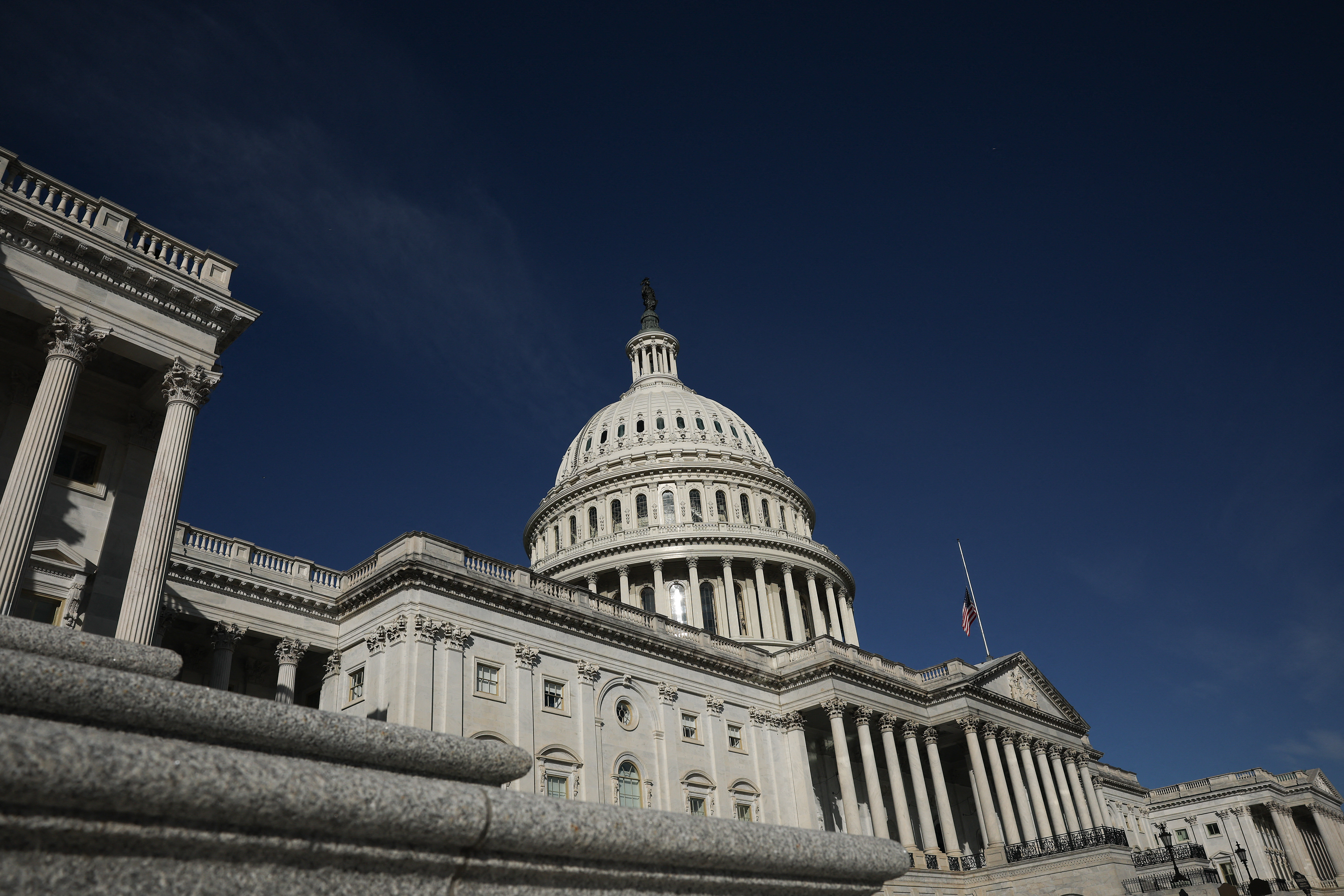 EUA: servidores que deixaram governo entram na disputa pelo Congresso contra trumpistas