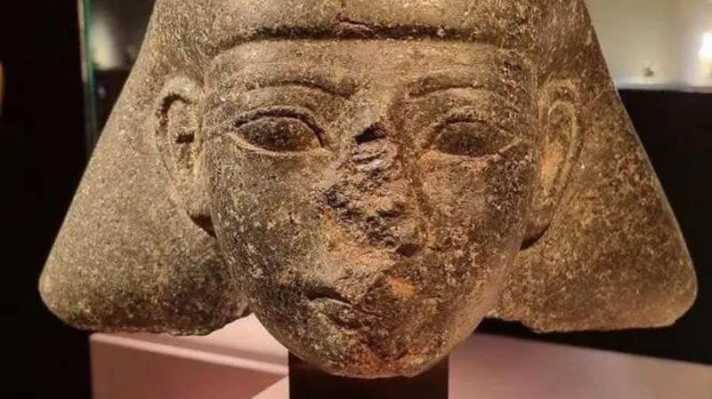 Holanda vai devolver ao Egito escultura de 3.500 anos roubada durante Primavera Árabe