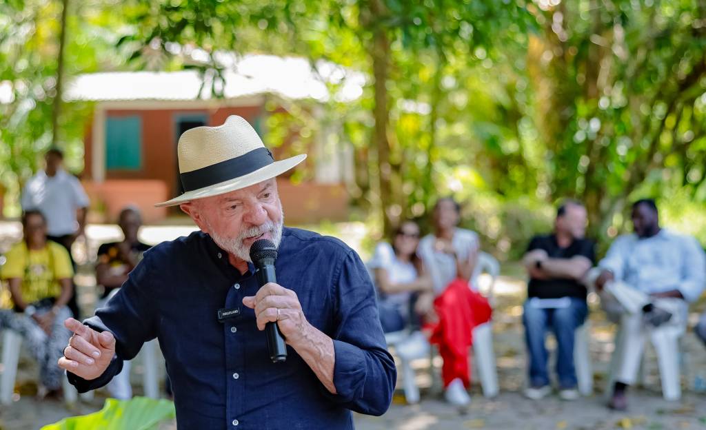 Lula chama ação no Rio de “matança” e economistas veem ruído político