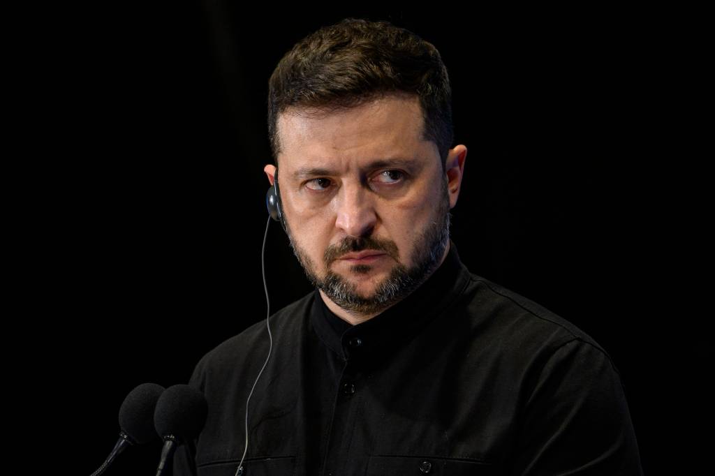 Péssimo momento para Zelensky, de plano americano a casos de corrupção