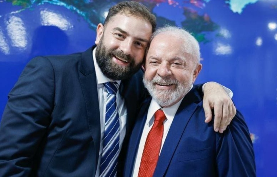 Multa da Receita por IR irregular de filho de Lula vira novela no Carf