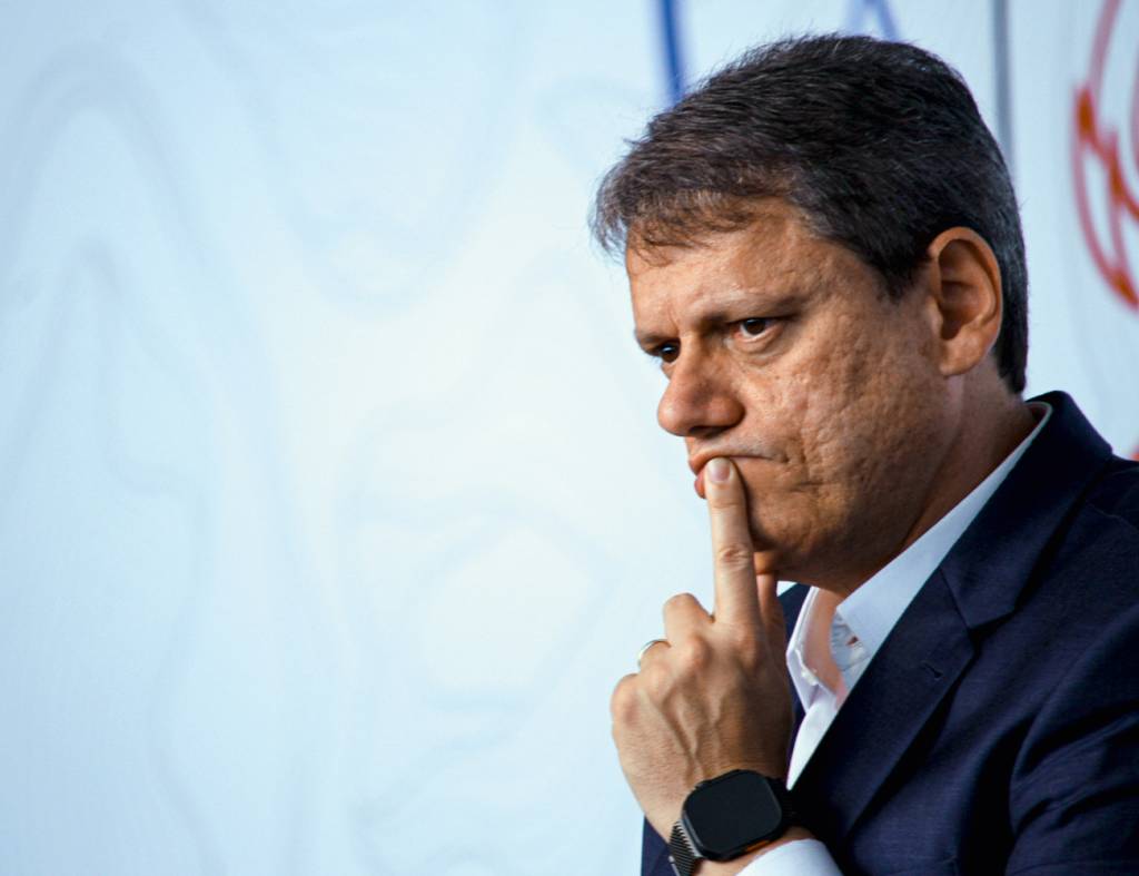 Pesquisa: Tarcísio é favorito à reeleição, mas sem ele disputa fica indefinida em SP