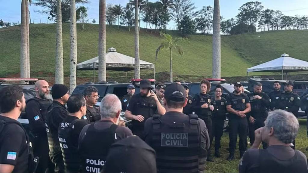 Operação prende 20 suspeitos de ligação com o Comando Vermelho no ES