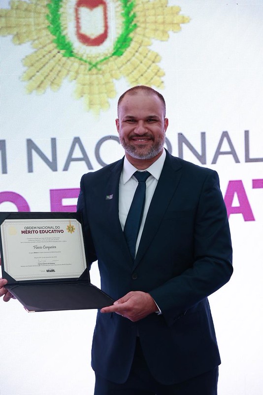 Fl&aacute;vio Cerqueira