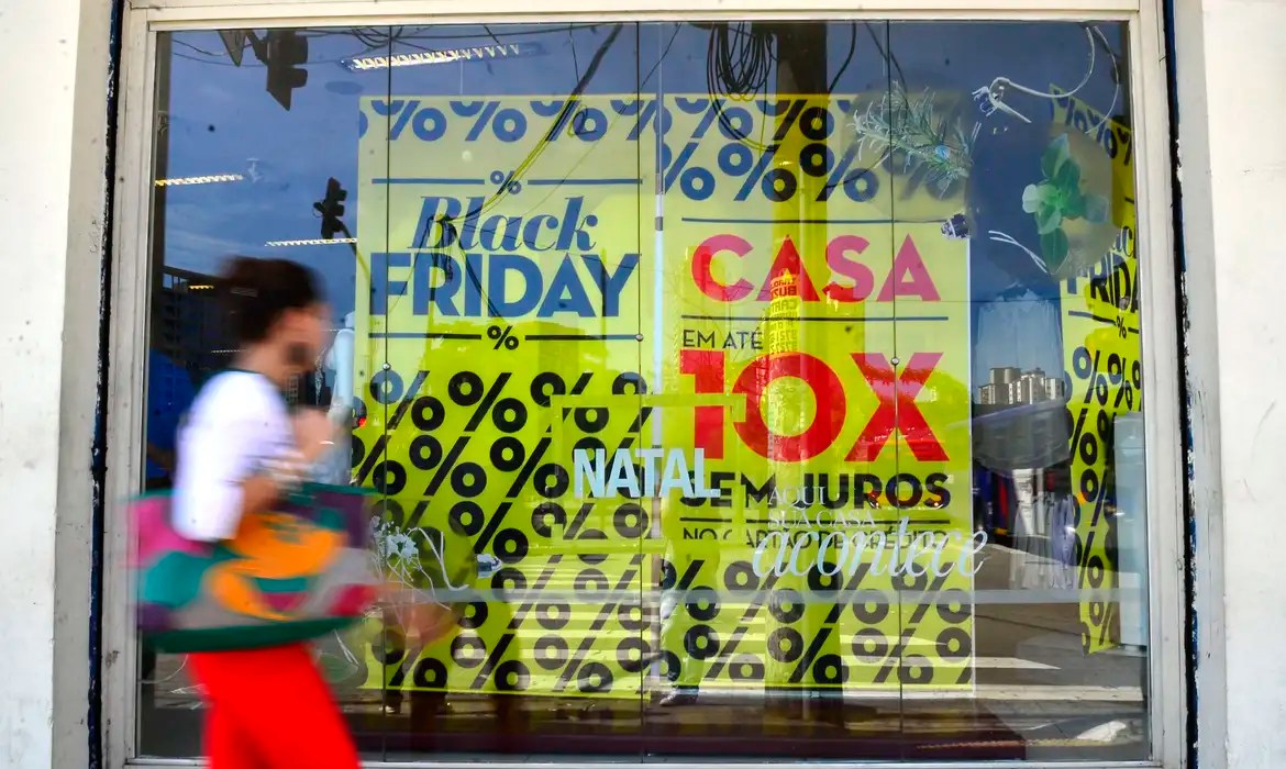 Black Friday colabora com alta de 7,6% no comércio nacional em novembro