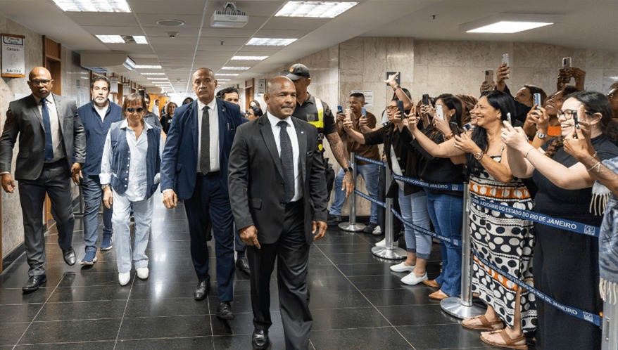 O mistério de Roberto Carlos ao depor na Vara de Família