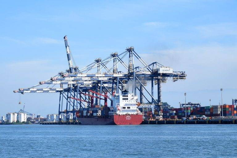 Porto de Santos movimentou quase 200 milhões de toneladas em 2025