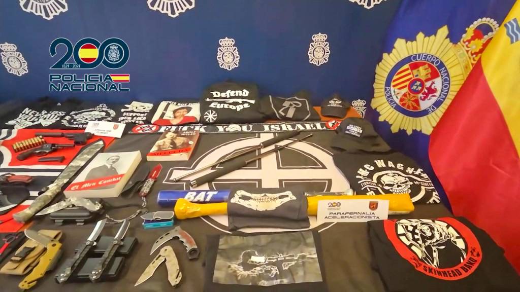 Polícia prende três suspeitos de pertencer a célula neonazista na Espanha