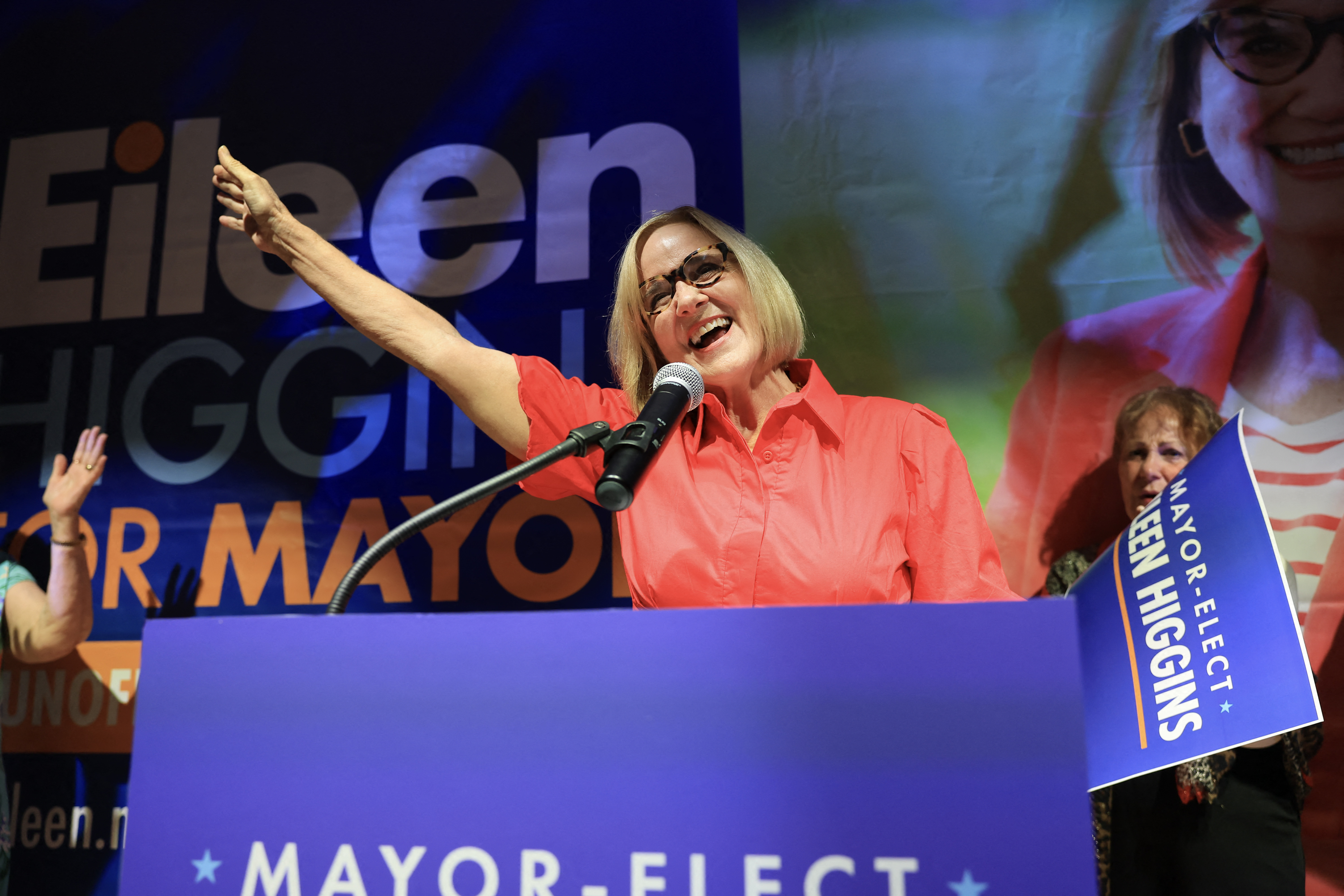 Miami elege prefeita democrata pela primeira vez em quase três décadas