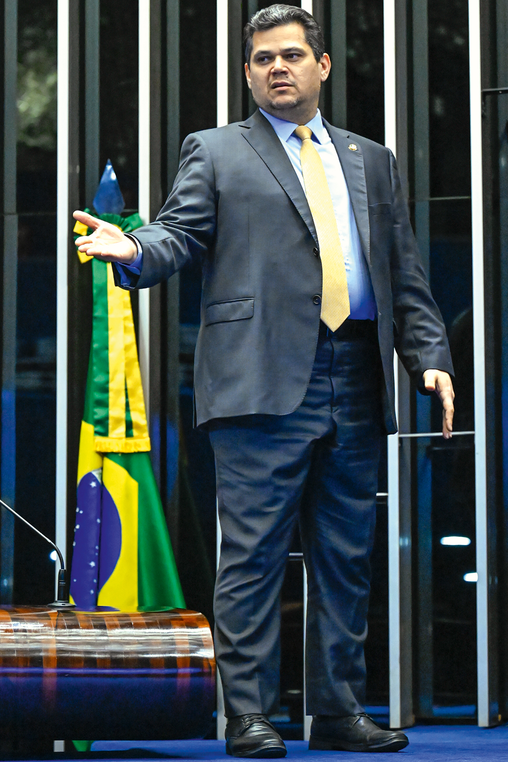 CONFLITO -&ensp;Davi Alcolumbre: uma &ldquo;ofensa &agrave; separa&ccedil;&atilde;o dos poderes&rdquo;