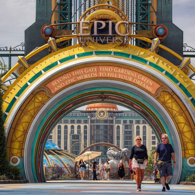 Parques da Universal terão novos ingressos em 2026; conheça as vantagens