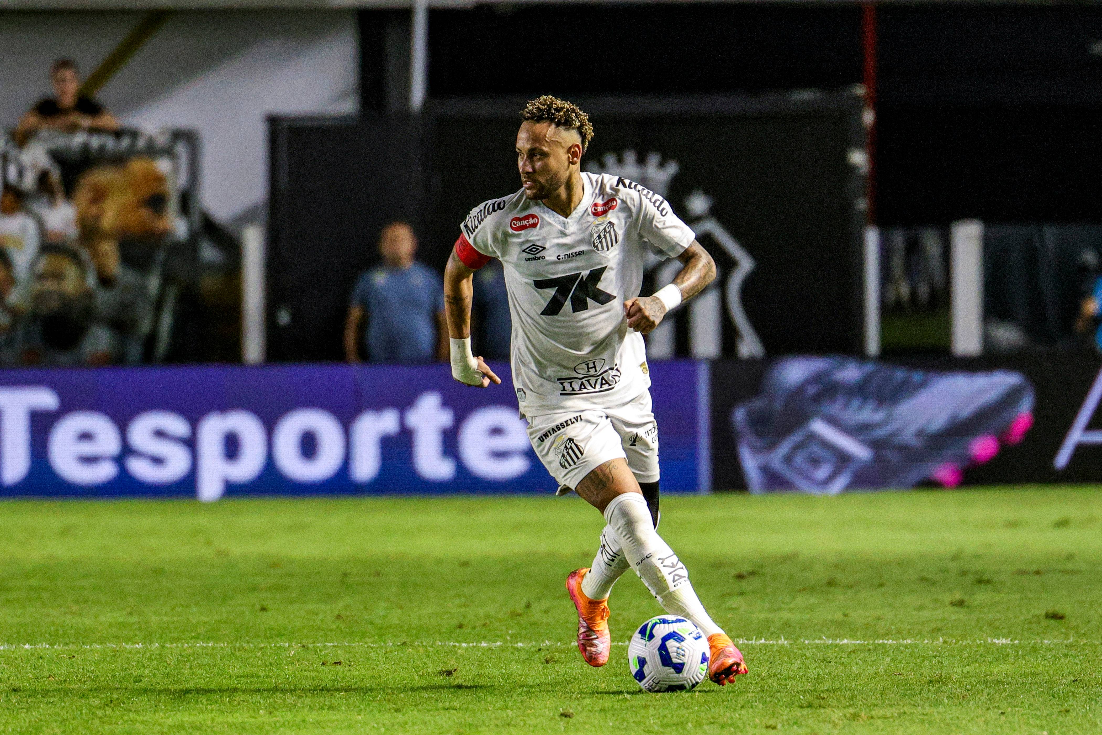 Neymar joga hoje? Veja a situação do camisa 10 para a partida do Santos