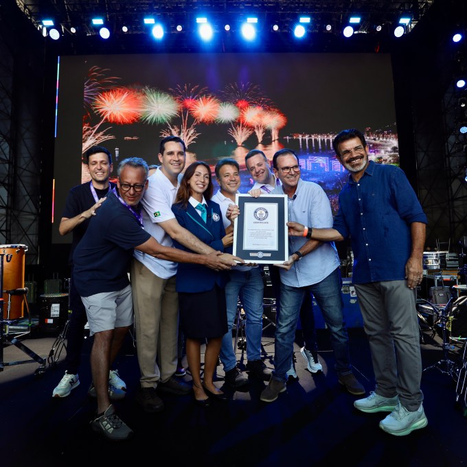 Guinness World Records reconhece o Réveillon carioca como o maior do mundo