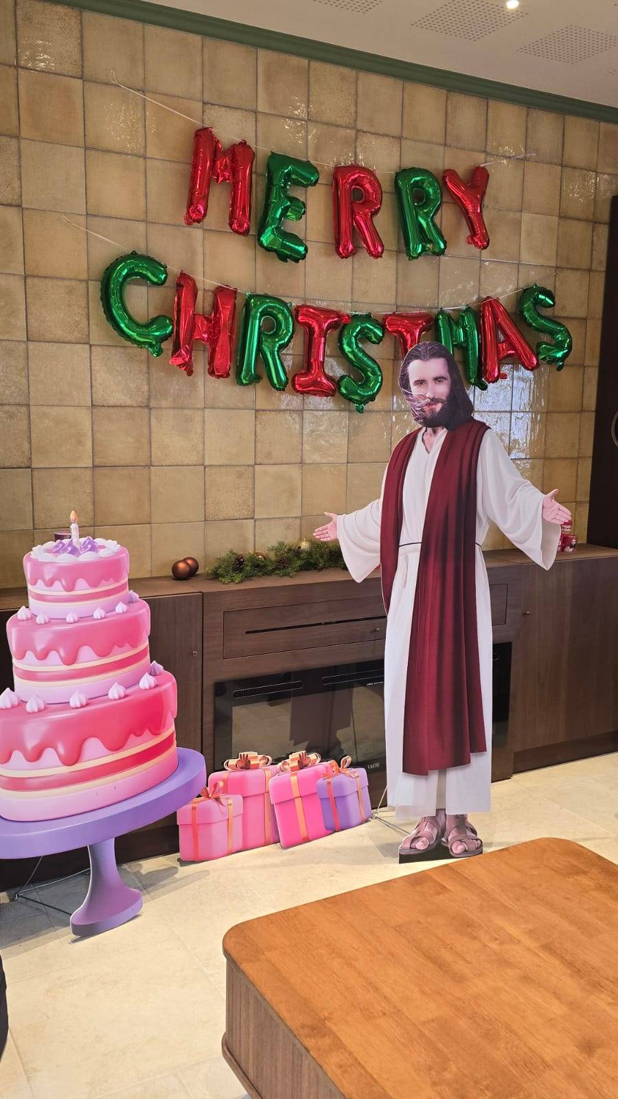 <span>Jesus Cristo &eacute; Pop na Coreia: a proposta &eacute; comemorar o nascimento de Jesus do mesmo jeito que os f&atilde;s celebram seus &iacute;dolos</span>
