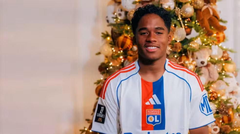 Endrick é anunciado no Lyon por empréstimo do Real Madrid