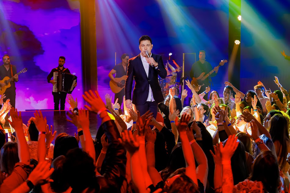 Mesmo com desculpas, SBT troca Zezé Di Camargo por solução caseira