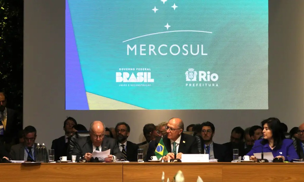 Adiamento de acordo Mercosul-UE frustra indústria, diz CNI