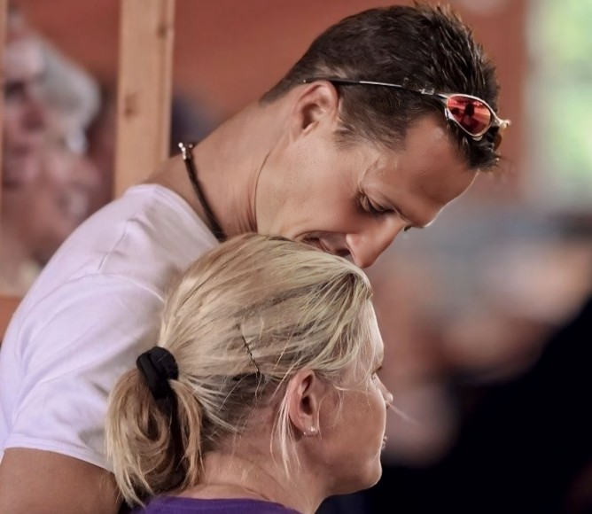 O desabafo de mulher de Michael Schumacher 12 anos após acidente