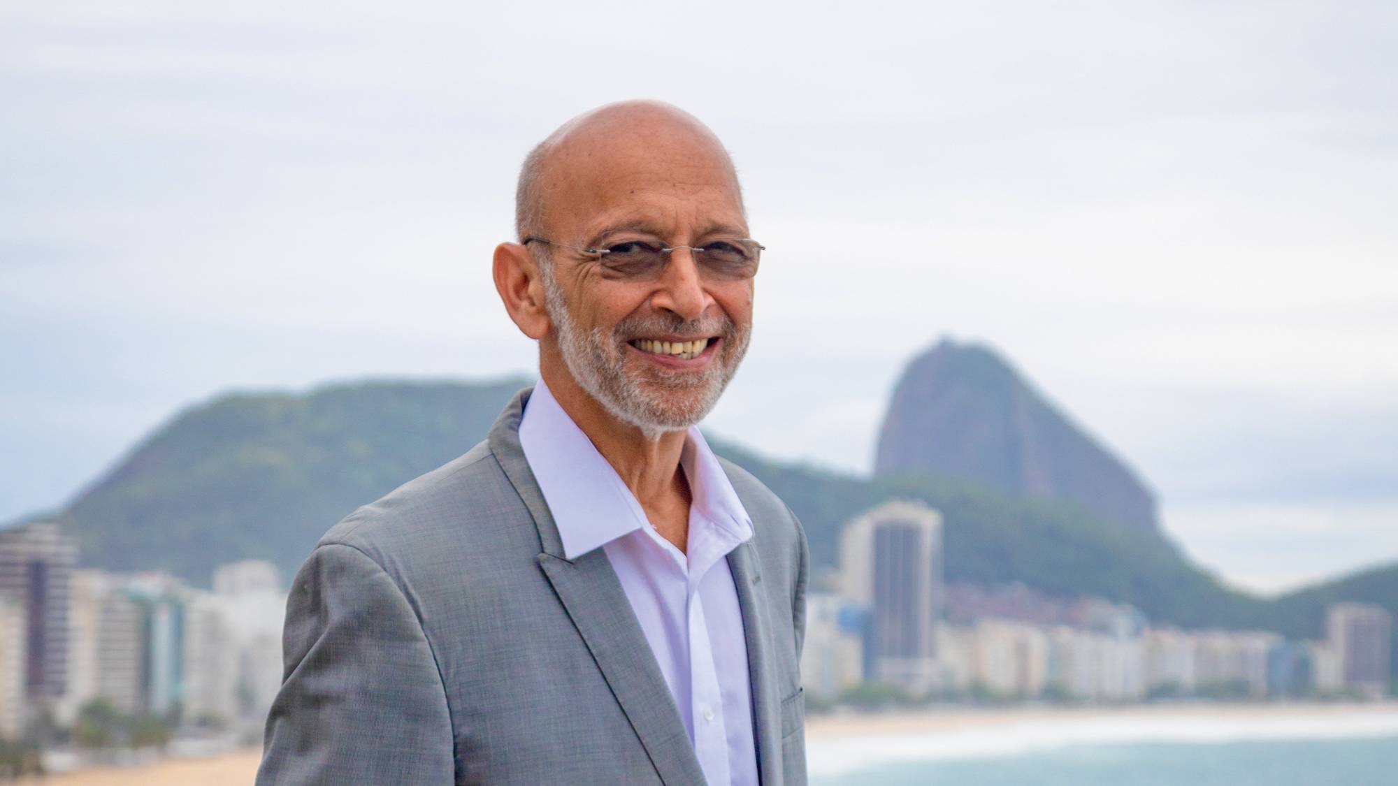 Entrevista: ‘O conceito de meia-idade mudou’, diz o gerontologista Alexandre Kalache