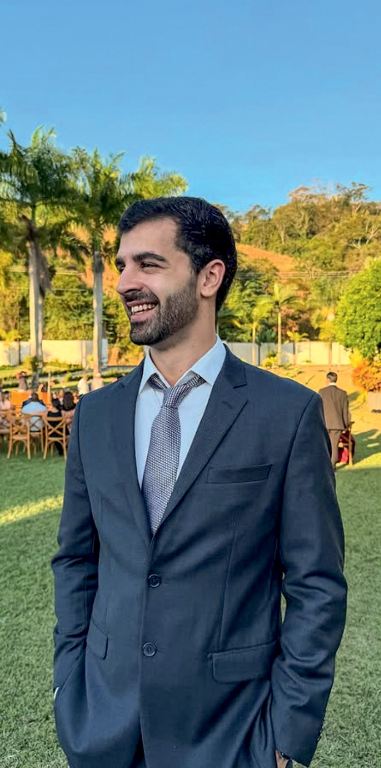 VOLUNT&Aacute;RIO -&ensp;O banc&aacute;rio Bruno Freitas: reabilita&ccedil;&atilde;o surpreendente