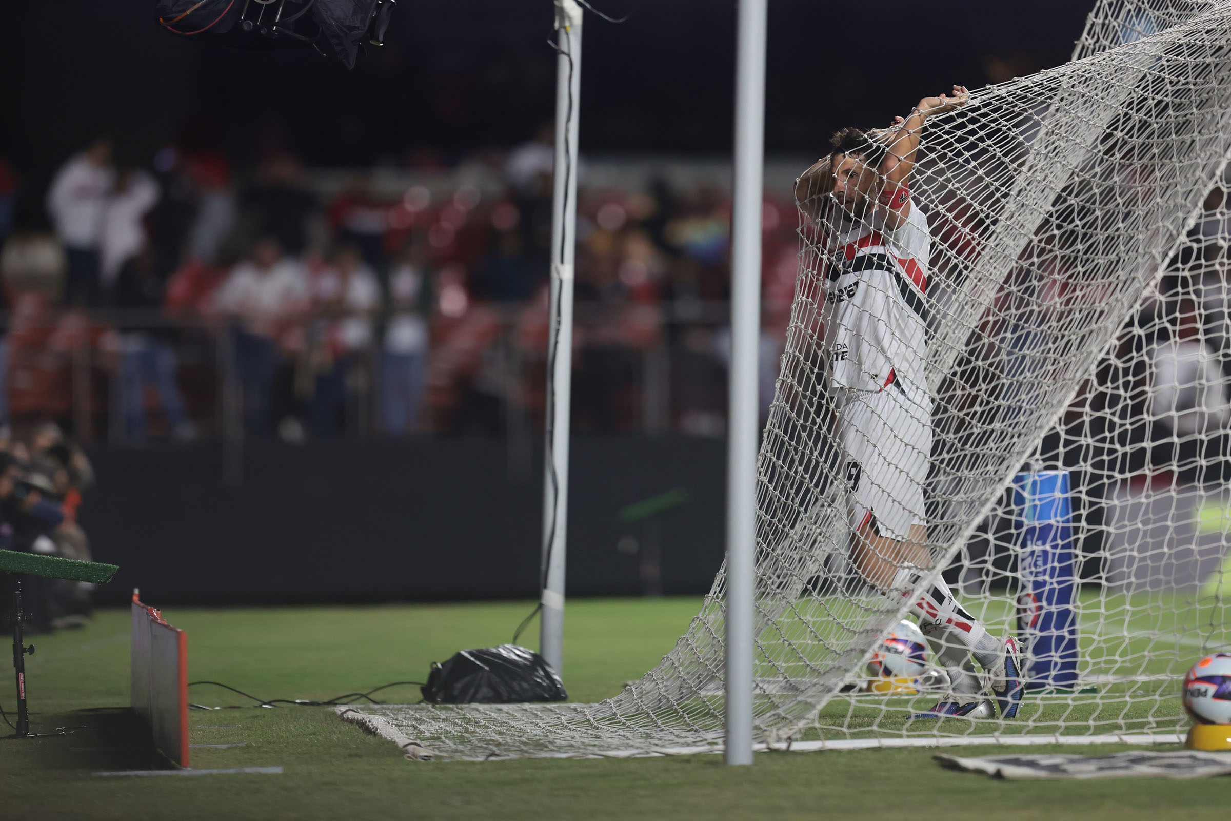 5 evidências de que o São Paulo enfrenta sua pior crise na história