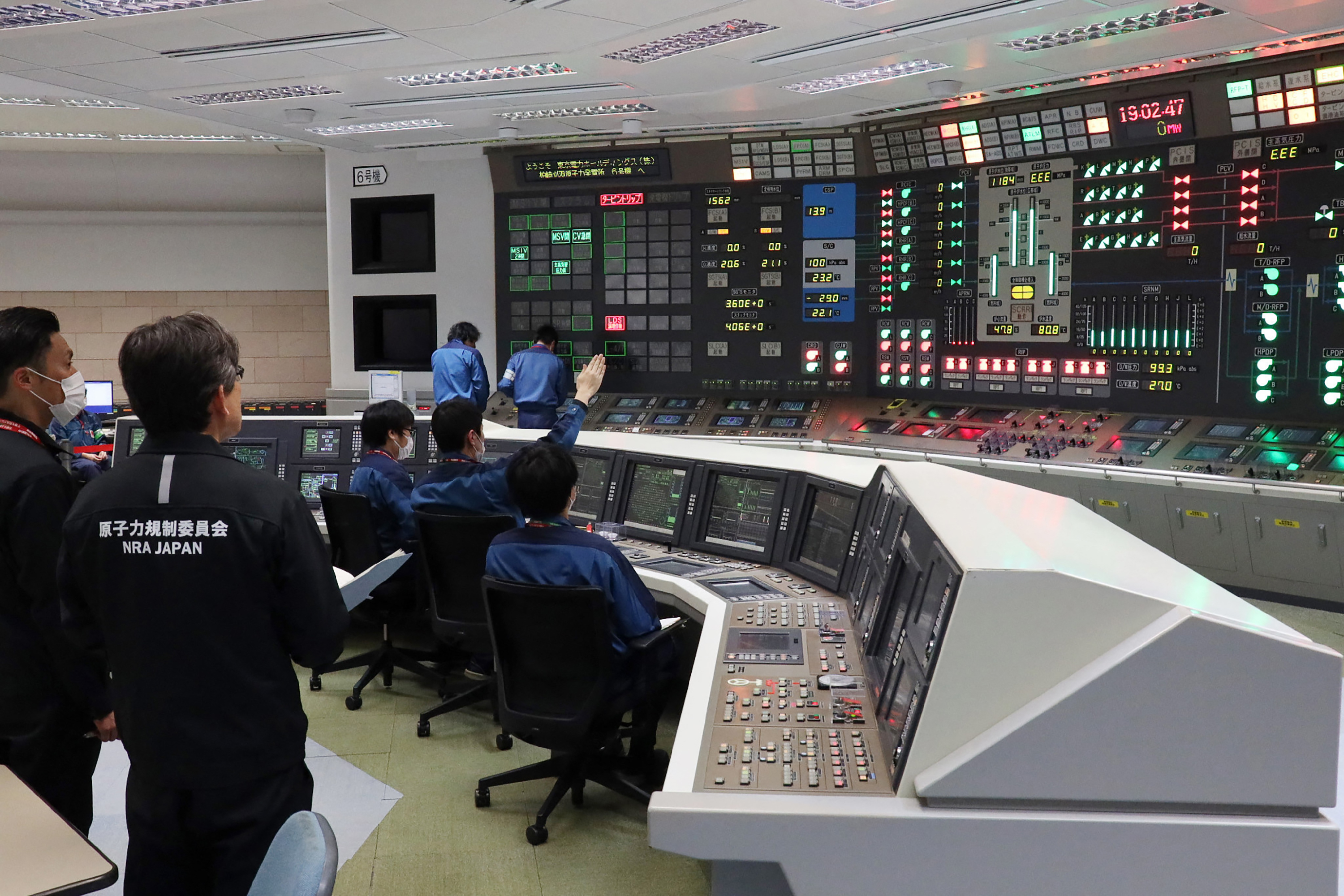 Japão reativa maior usina nuclear do mundo, 15 anos após acidente em Fukushima