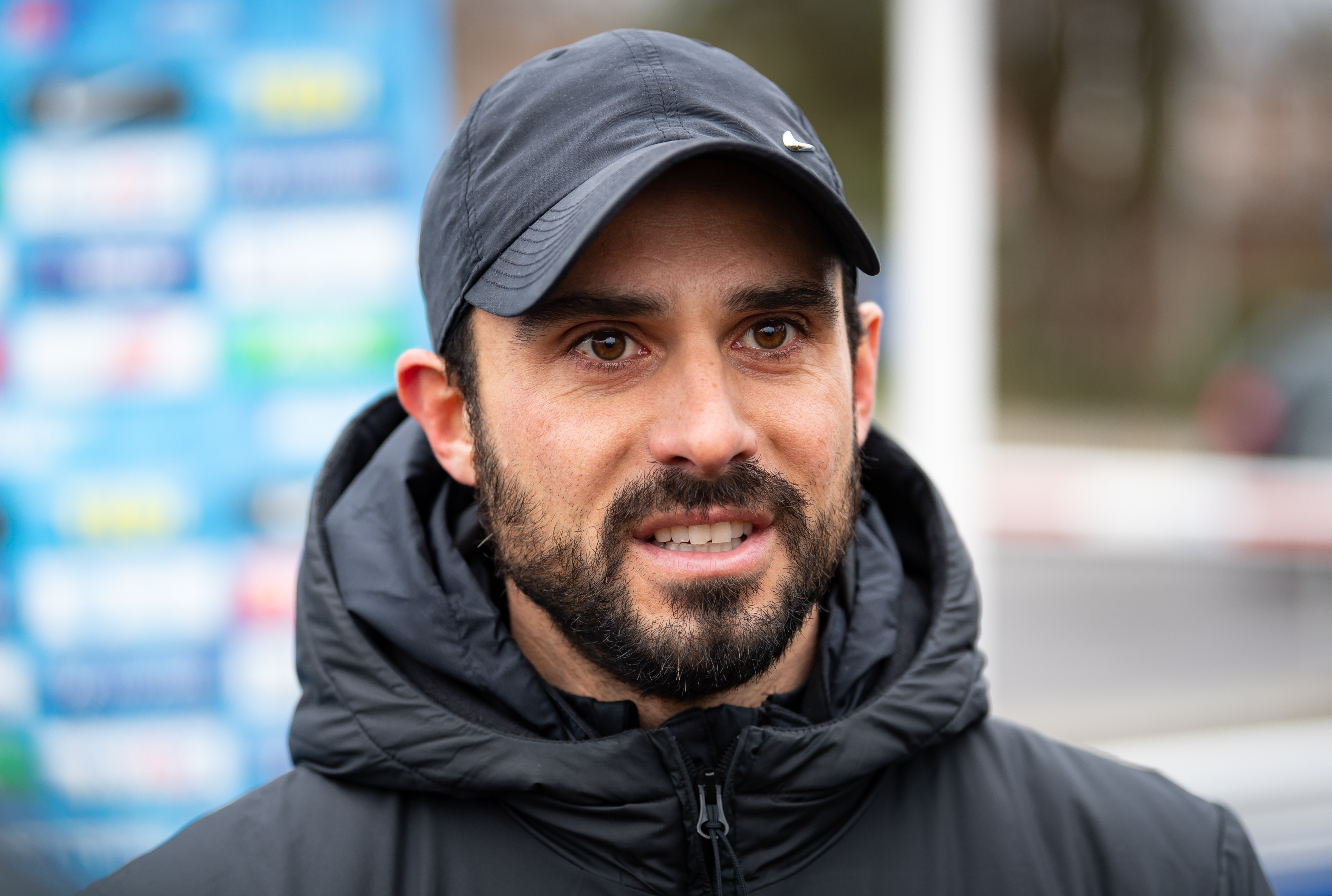 Ex-técnico abandona futebol e passa a trabalhar no McDonald’s