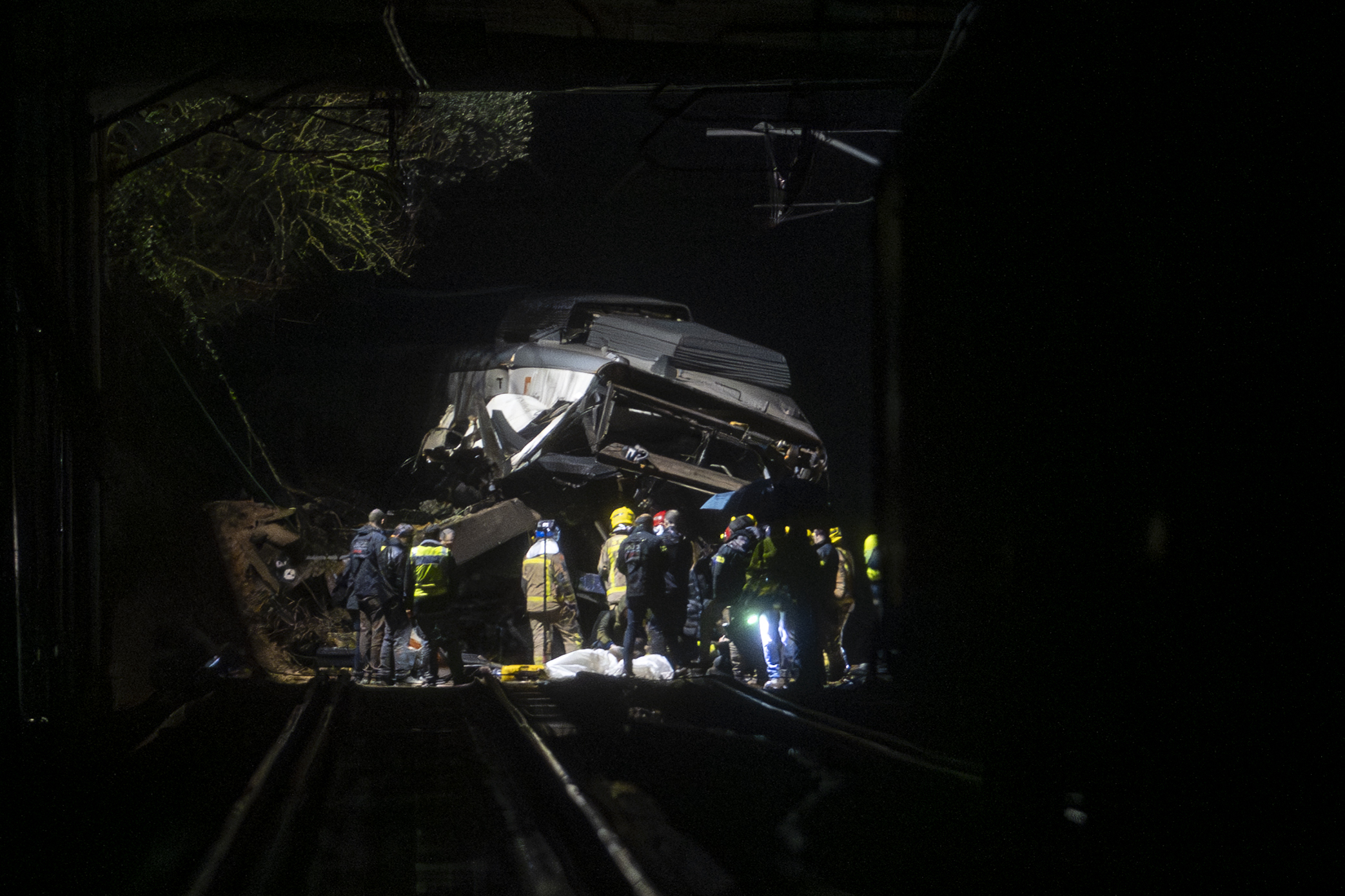 Novo acidente ferroviário deixa um morto na Espanha e leva sindicato a convocar greve