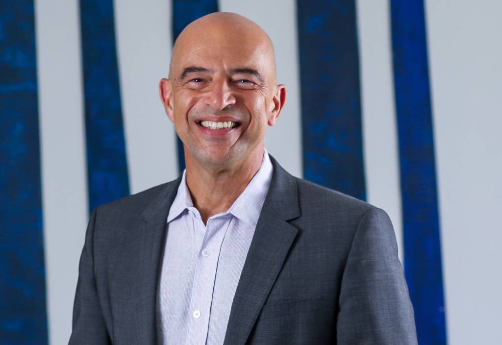 “Flávio Bolsonaro está mais preparado que o pai para governar”, diz economista