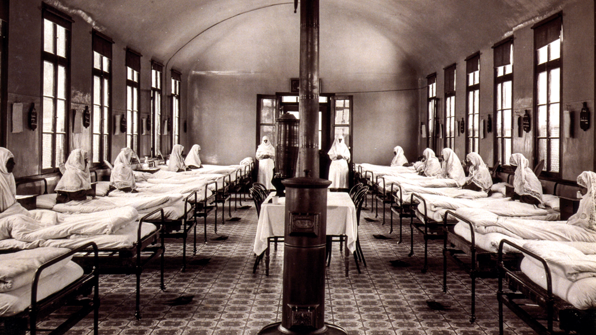 PARTE DA HIST&Oacute;RIA&ensp;- Sanat&oacute;rio turco no in&iacute;cio do s&eacute;culo XX: desafio antigo