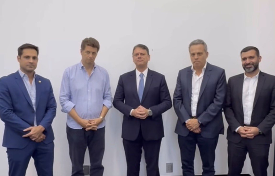 Tarcísio ganha o apoio do Novo na campanha à reeleição em São Paulo