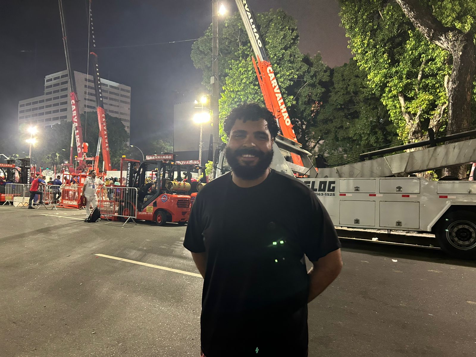 Paulo Vieira sobre viver Lula na Sapucaí: ‘Orgulho do meu pai’