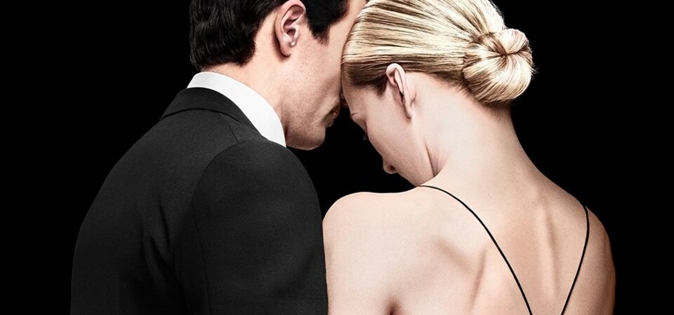 O que é ficção e verdade em série sobre JFK Jr. e Carolyn Bessette