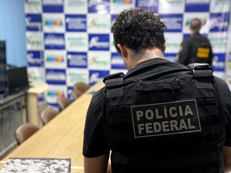 Operação Anáfora: PF mira esquema de lavagem de dinheiro de recursos desviados da Saúde