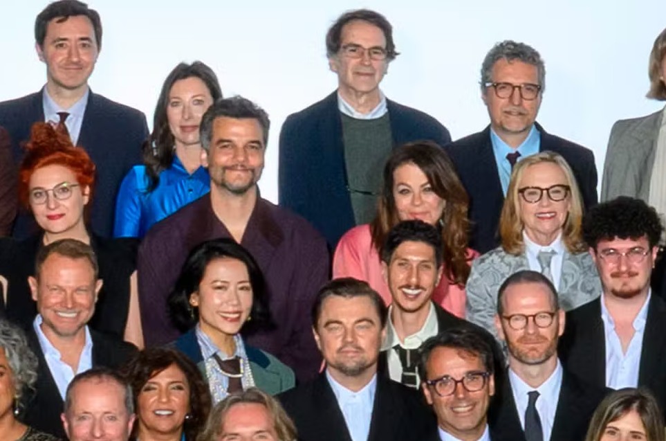 A foto de indicados ao Oscar com Wagner Moura e Kleber Mendonça Filho