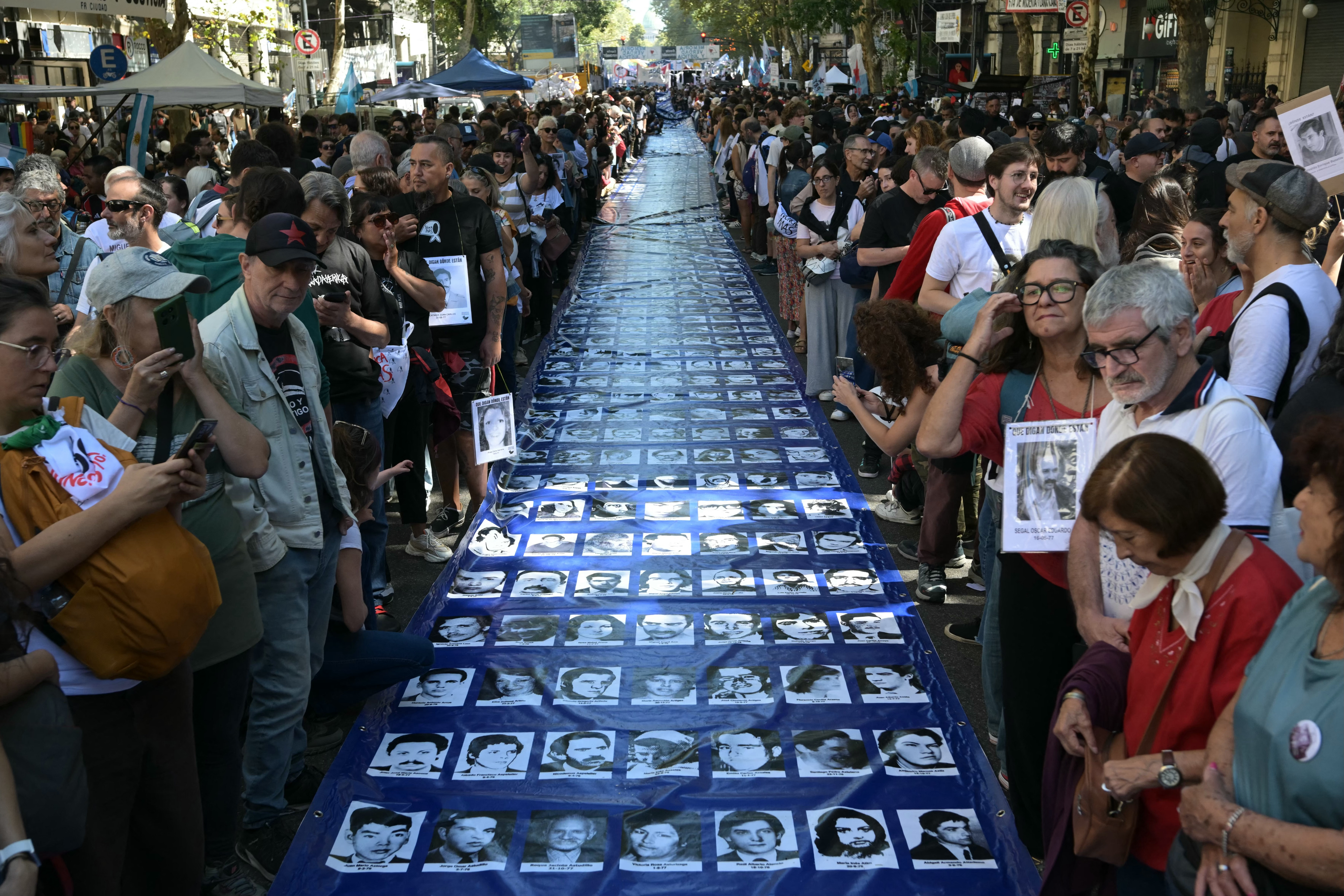 No aniversário de 50 anos do golpe, Milei volta a relativizar ditadura na Argentina
