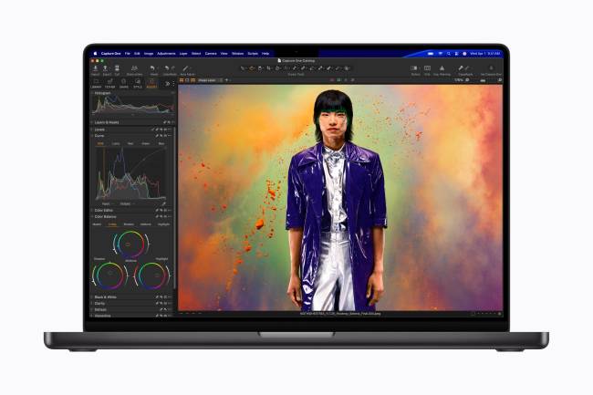 Apple-MacBook-Pro-M5-Pro-and-M5-Max-Capture-One-260303
